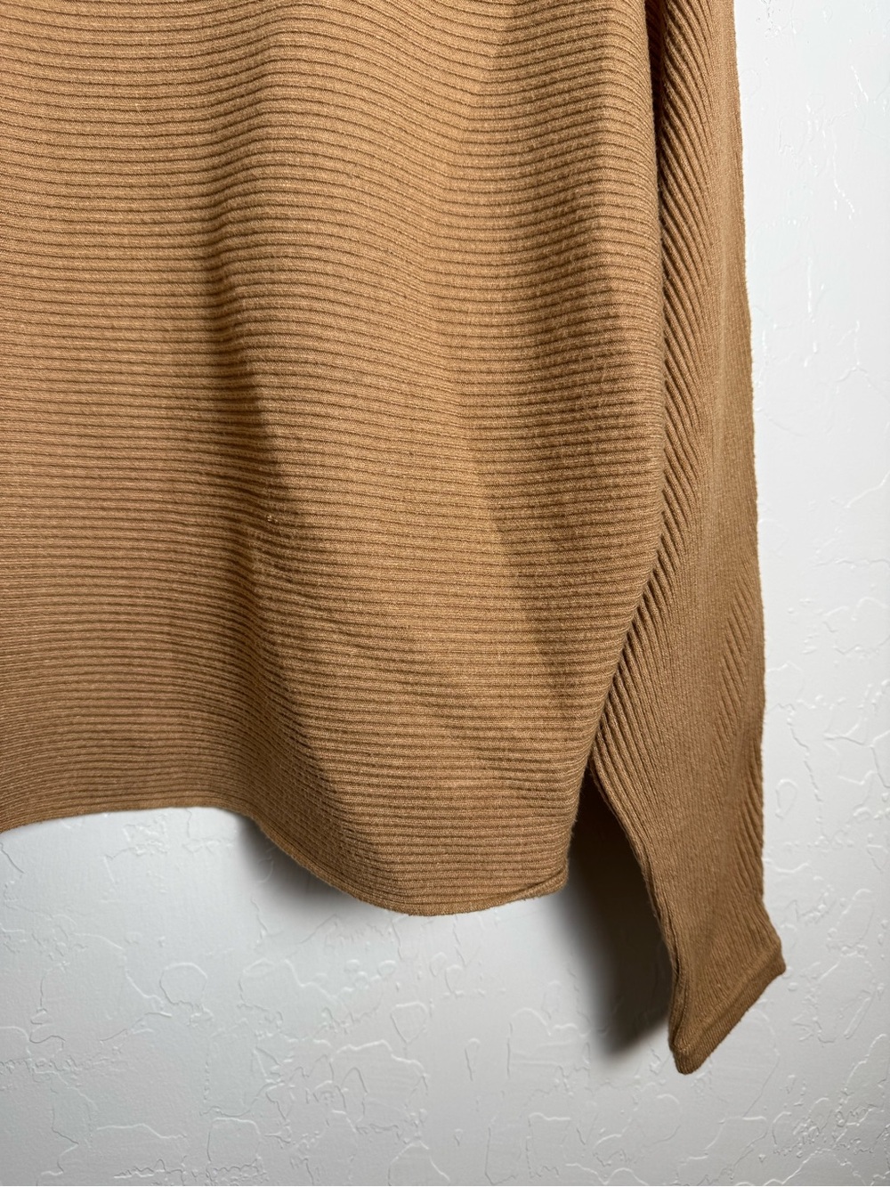 Abercrombie & Fitch Camel Brown Ribbed  Knit Sweater - Picture 8 of 13